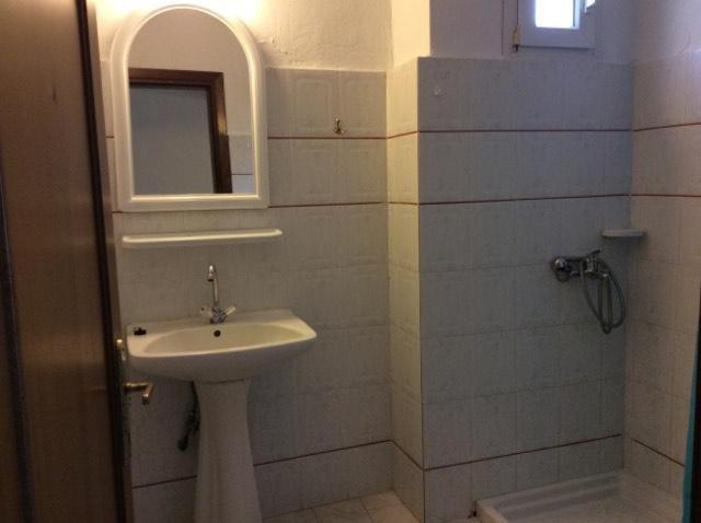 Nikos Victoria Otel İskados Dış mekan fotoğraf